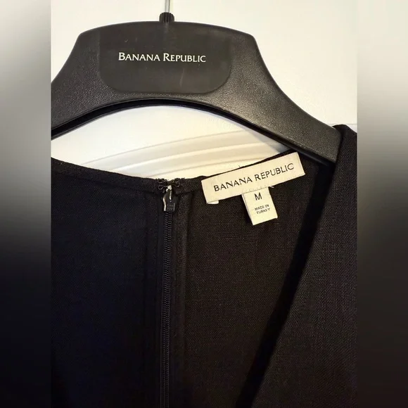 BANANA REPUBLIC Linen V-Neck Maxi Dress NWT - M - Picture 11 of 16